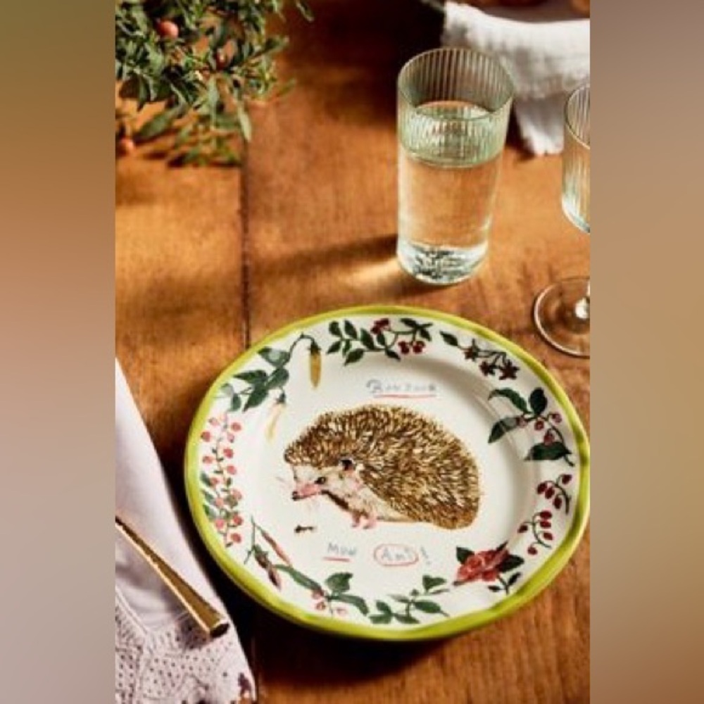 Natalie Leté Heritage Hedgehog Design Dinner Plate - Citrus and White